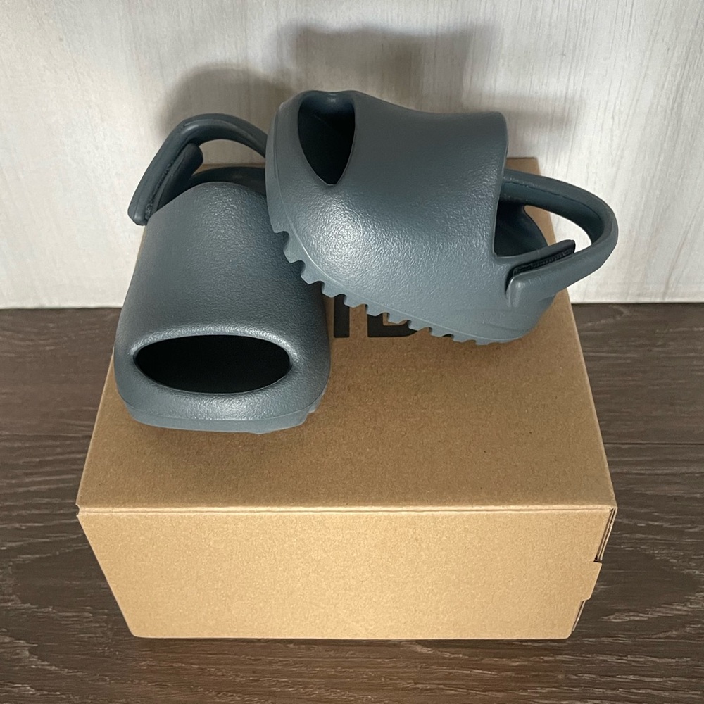 YEEZY SLIDE INFANT SLATE MARINE